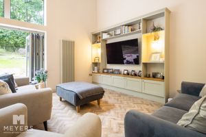 Photo 18- click for photo gallery